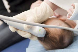 Гемангиома у новорождённых: причины возникновения, фото и лечение