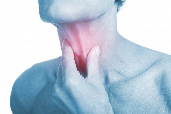 Опухоль щитовидной железы: симптомы доброкачественной и злокачественной