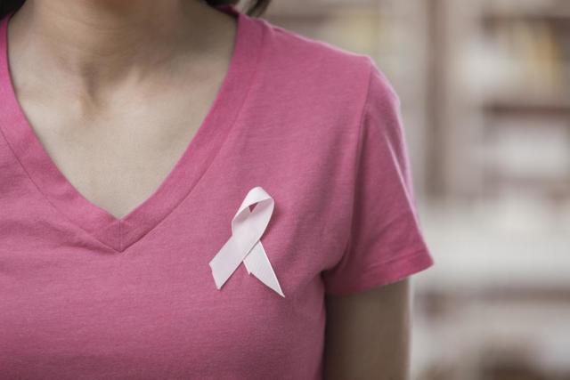 Гормонозависимый рак молочной железы: лечение, прогноз выживания, симптомы и стадии